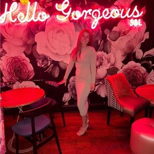 Meet your Posher, Evelyn